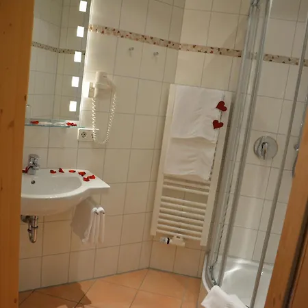 Landgasthof Roessle Steinenkirch