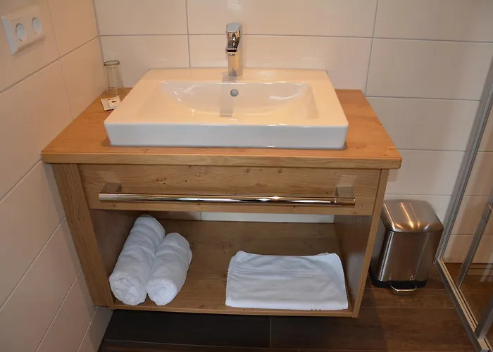 Landgasthof Roessle 3*